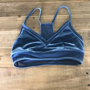 Alo Yoga Luxe Bra in “eclipse”